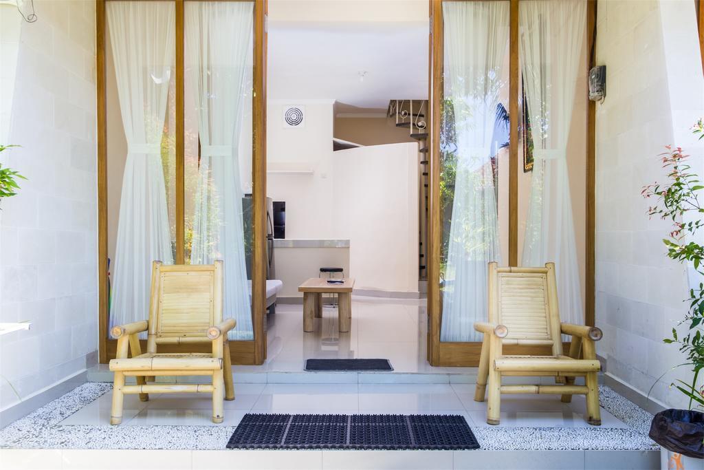 M.A Home Stay Нуса-Дуа Экстерьер фото
